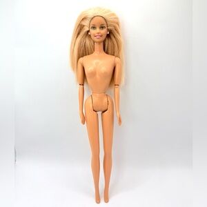 Mattel Barbie Waving Hand Doll Blond Hair Articulated Arms Bend and Click Legs